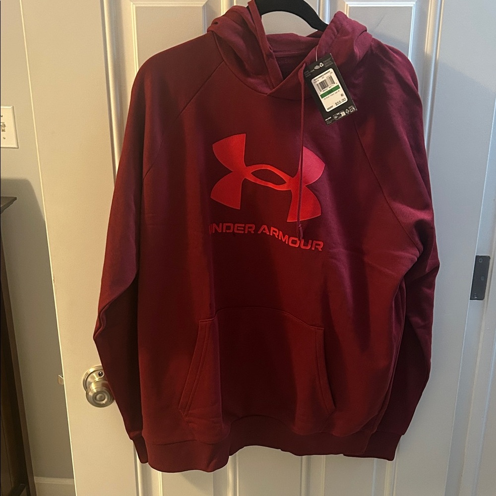 Under Armour Burgundy Hoodie with Logo men’s size large new with tag no issues